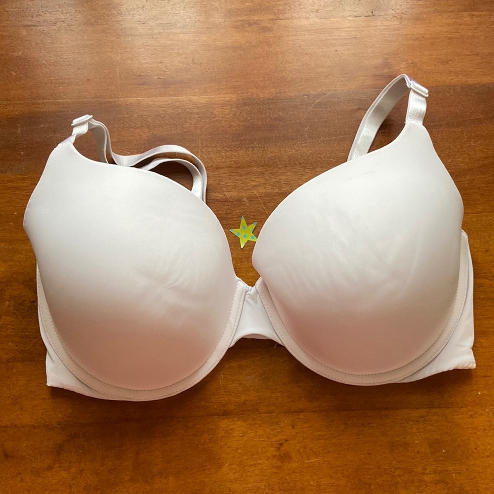 Victoria’s Secret tshirt push up full coverage bra